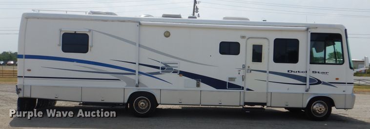 image for item GM9071 2002 Newmar Dutch Star  RV