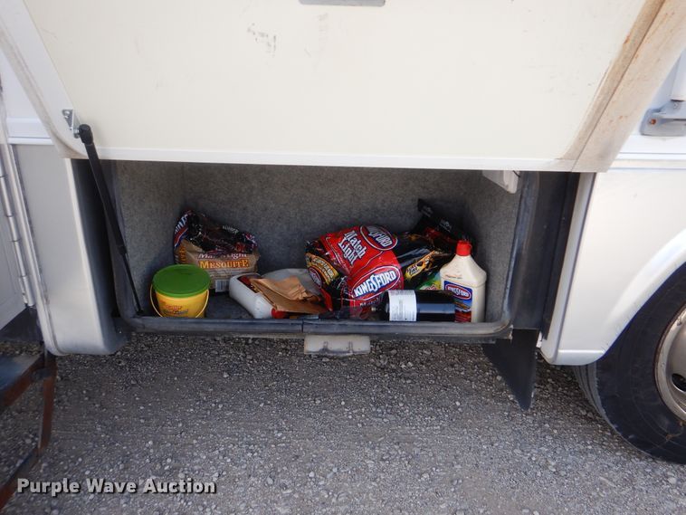 image for item GM9071 2002 Newmar Dutch Star  RV