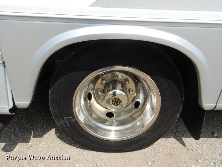 image for item GM9071 2002 Newmar Dutch Star  RV