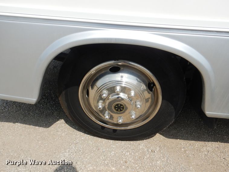 image for item GM9071 2002 Newmar Dutch Star  RV