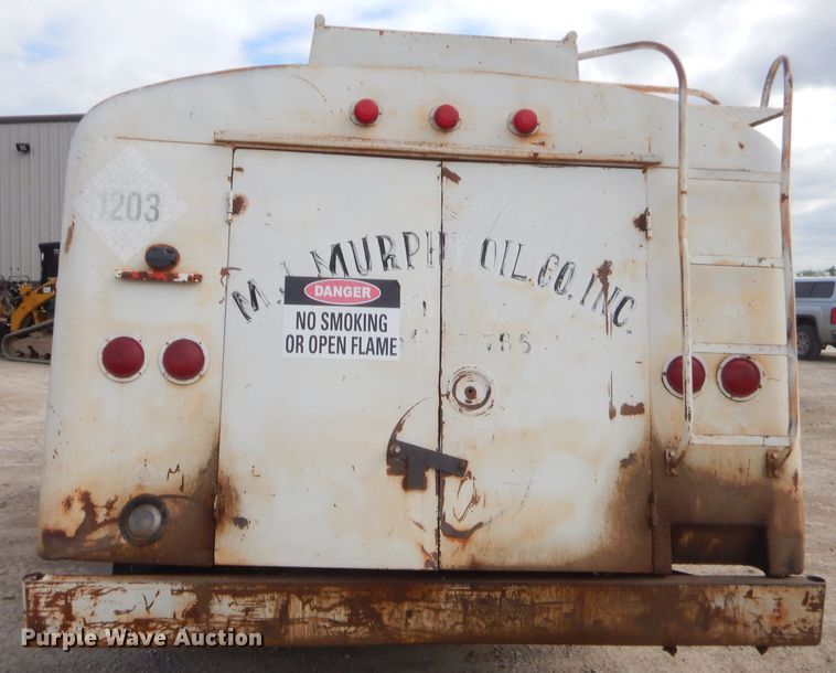 image for item GN9450 1986 Chevrolet 70  fuel truck