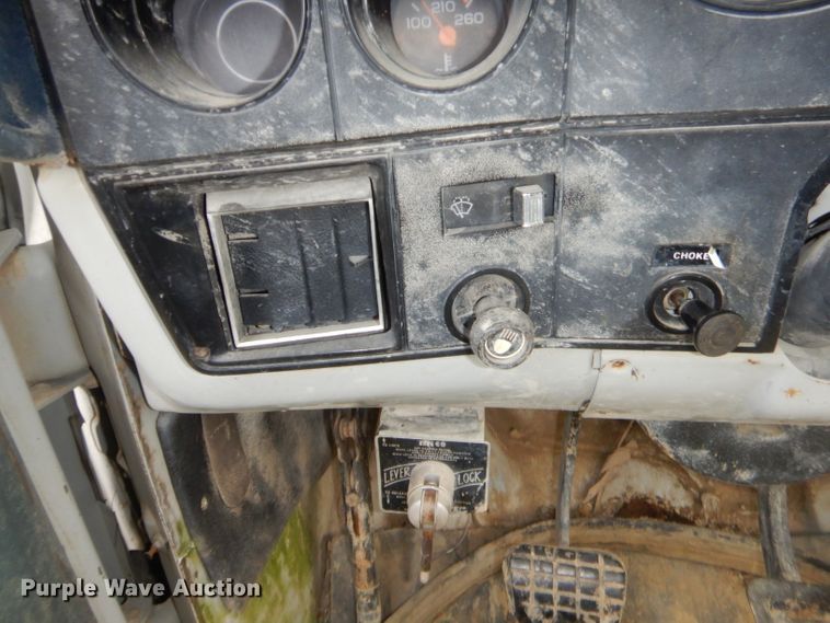 image for item GN9450 1986 Chevrolet 70  fuel truck