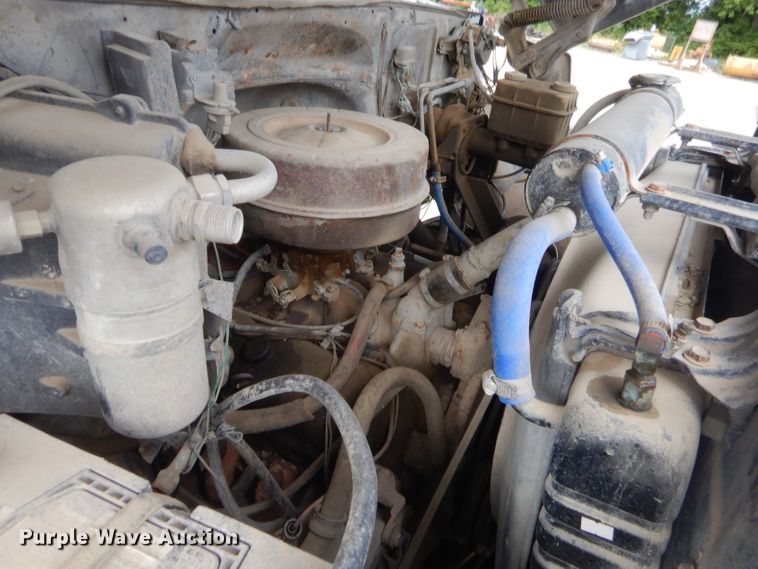 image for item GN9450 1986 Chevrolet 70  fuel truck