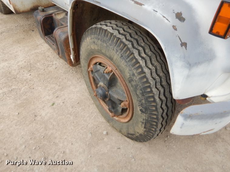 image for item GN9450 1986 Chevrolet 70  fuel truck