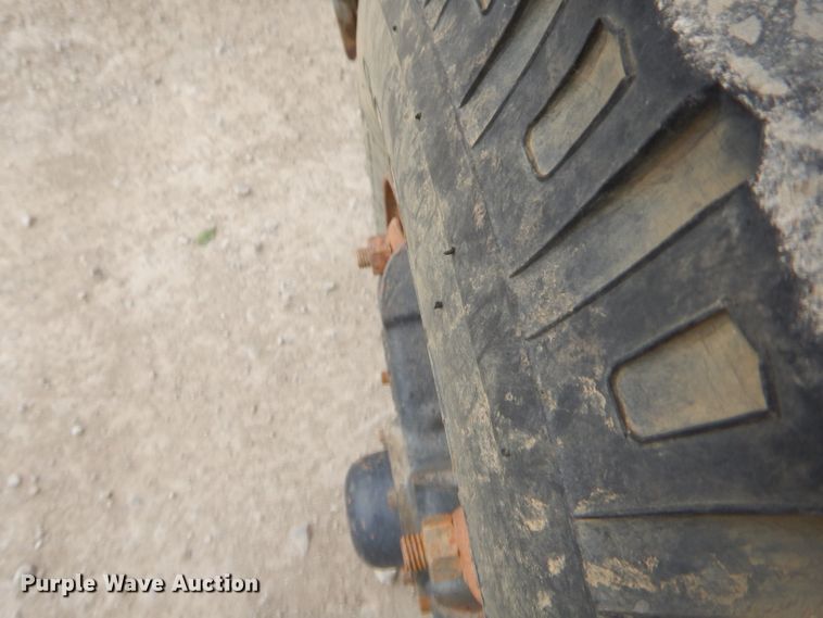 image for item GN9450 1986 Chevrolet 70  fuel truck