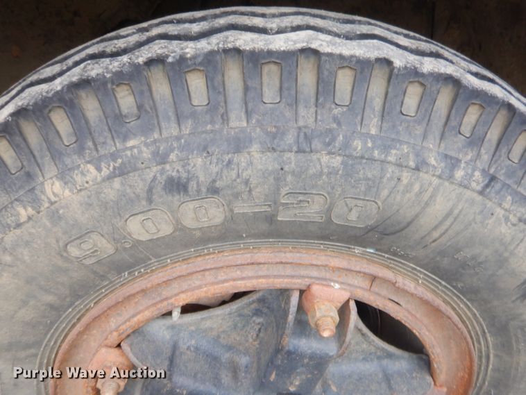 image for item GN9450 1986 Chevrolet 70  fuel truck