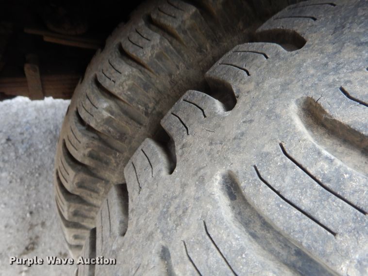 image for item GN9450 1986 Chevrolet 70  fuel truck