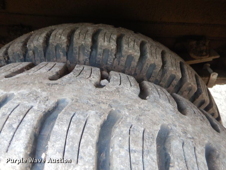 image for item GN9450 1986 Chevrolet 70  fuel truck