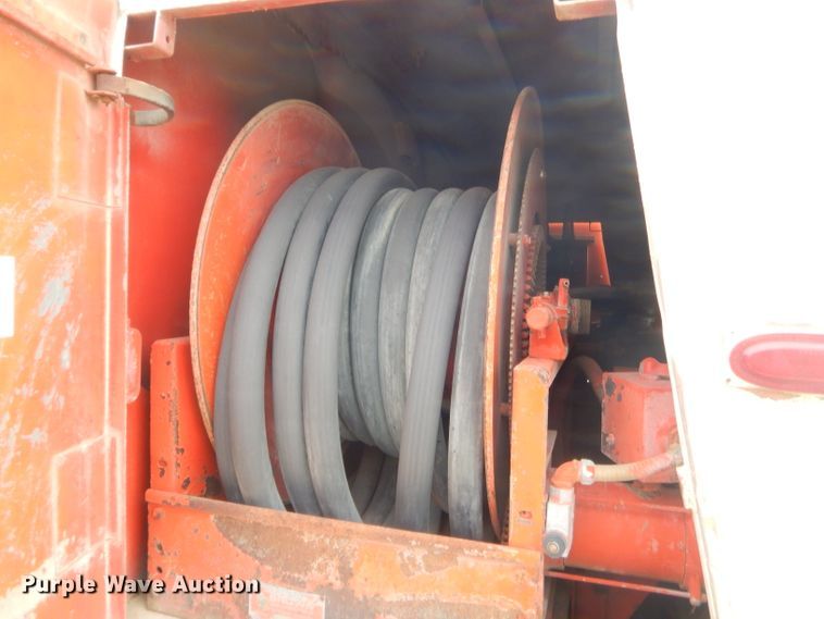 image for item GN9450 1986 Chevrolet 70  fuel truck