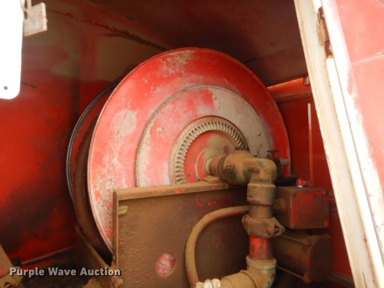 image for item GN9450 1986 Chevrolet 70  fuel truck