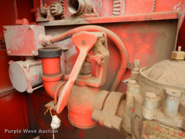 image for item GN9450 1986 Chevrolet 70  fuel truck