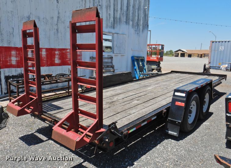 image for item GN9938 2015 Towmaster T-10D equipment trailer