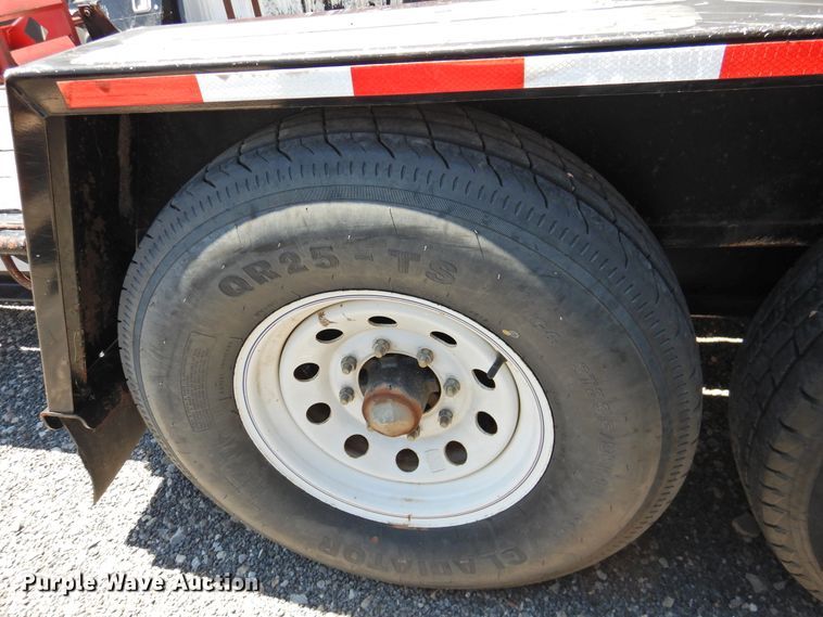 image for item GN9938 2015 Towmaster T-10D equipment trailer