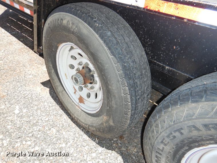 image for item GN9938 2015 Towmaster T-10D equipment trailer