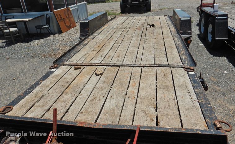 image for item GN9939 2013 Towmaster T-12DT tilt deck equipment trailer