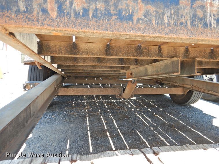 image for item GN9939 2013 Towmaster T-12DT tilt deck equipment trailer