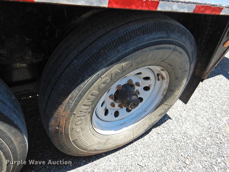 image for item GN9939 2013 Towmaster T-12DT tilt deck equipment trailer