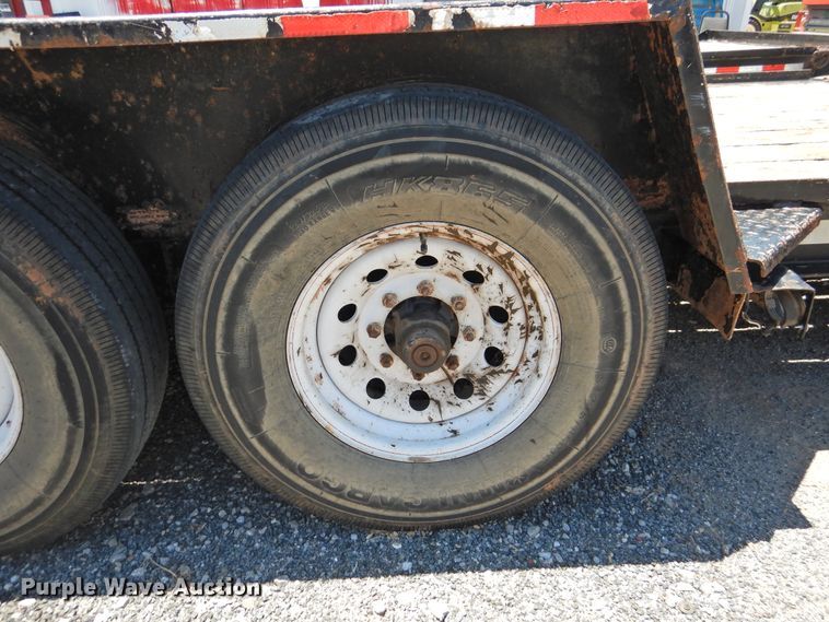 image for item GN9939 2013 Towmaster T-12DT tilt deck equipment trailer