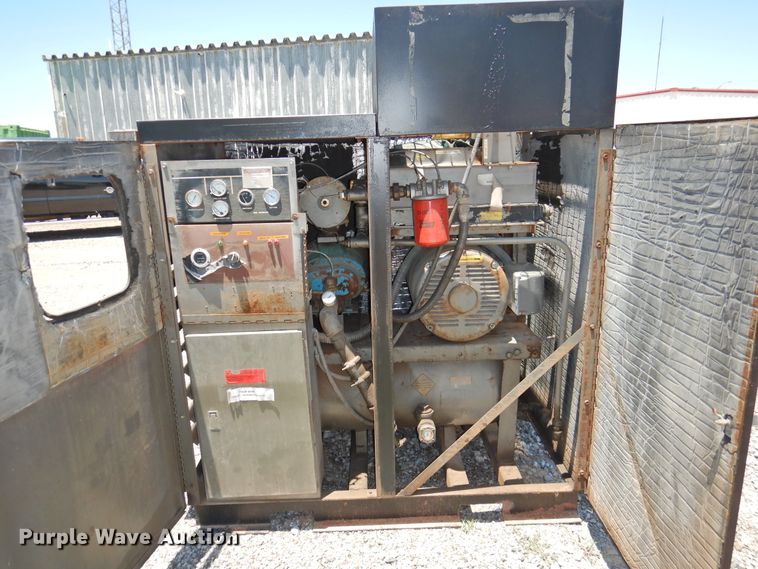 image for item GN9940 Champion RC040A  air compressor