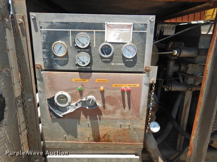 image for item GN9940 Champion RC040A  air compressor