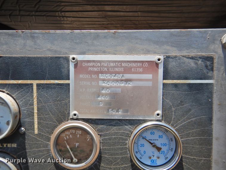 image for item GN9940 Champion RC040A  air compressor