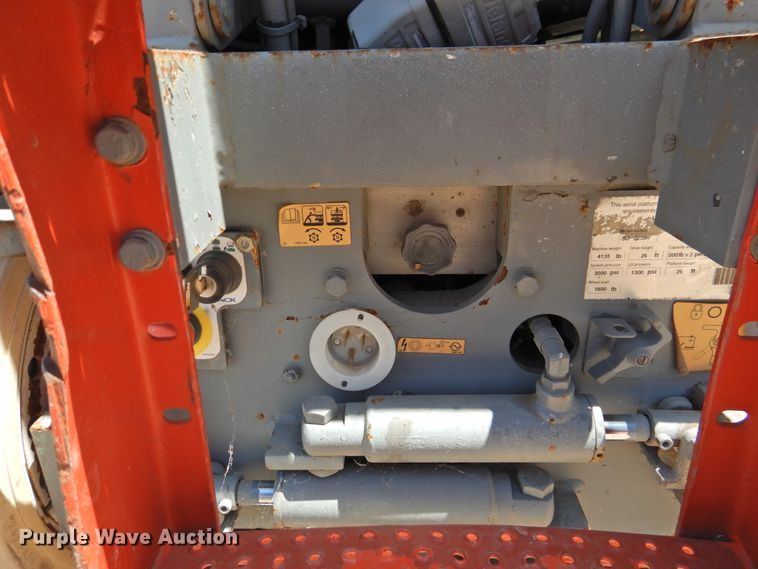 image for item GN9941 2013 Sky Jack SJIII 3226  scissor lift