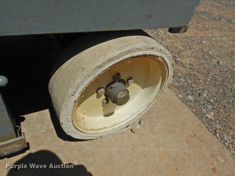 image for item GN9941 2013 Sky Jack SJIII 3226  scissor lift