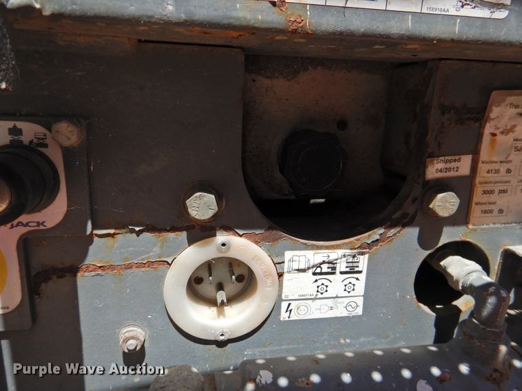 image for item GN9942 2012 Sky Jack SJIII 3226  scissorl lift