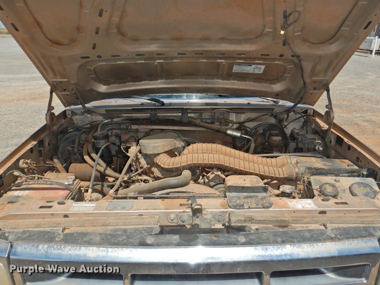 image for item GN9944 1993 Ford F150  SuperCab pickup truck