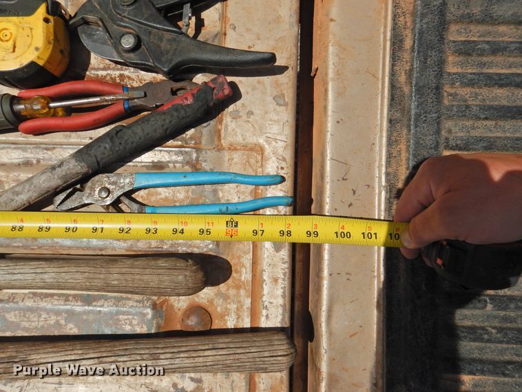 image for item GN9944 1993 Ford F150  SuperCab pickup truck