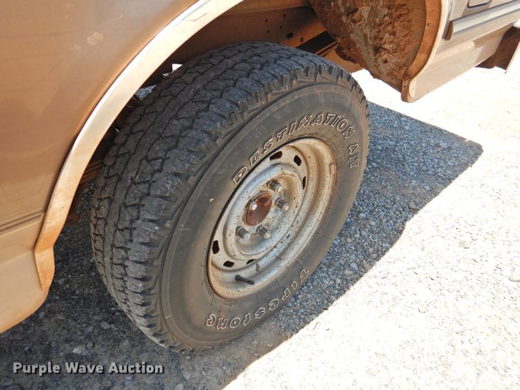 image for item GN9944 1993 Ford F150  SuperCab pickup truck