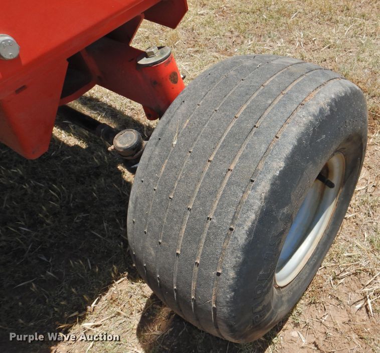 image for item GN9951 2006 Jacobsen Turfcat 628D lawn mower