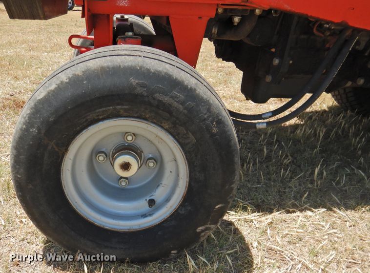 image for item GN9951 2006 Jacobsen Turfcat 628D lawn mower