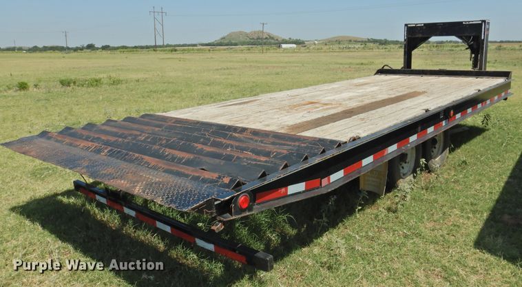 image for item GN9962 2006 Felling FT14IT tilt deck equipment trailer