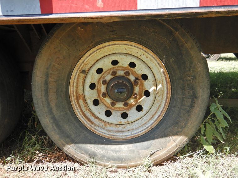 image for item GN9962 2006 Felling FT14IT tilt deck equipment trailer