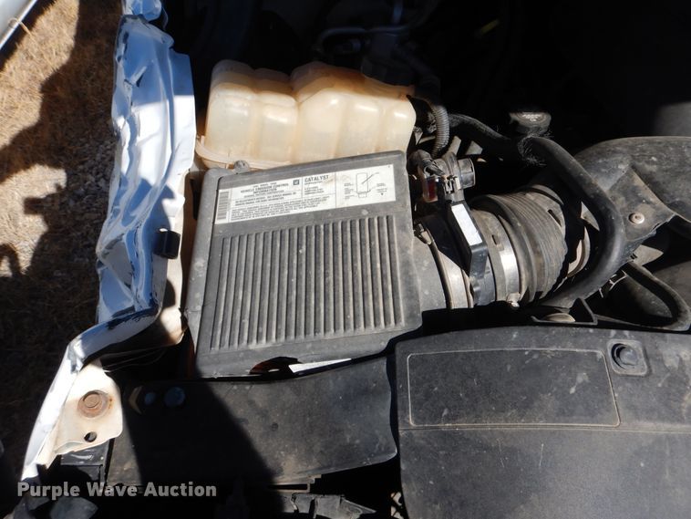 image for item GO9854 2004 Chevrolet Silverado 1500  Ext. Cab pickup truck