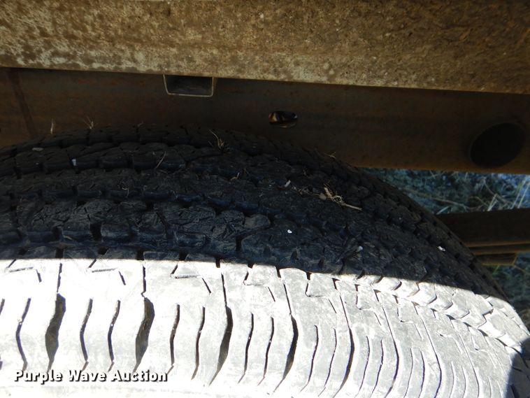 image for item GO9854 2004 Chevrolet Silverado 1500  Ext. Cab pickup truck