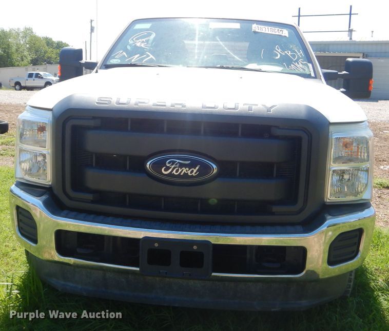 image for item GP9174 2012 Ford F350 Super Duty FX4  Crew Cab pickup truck