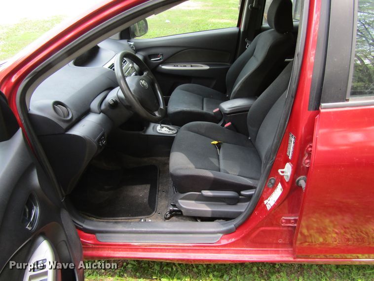 image for item GQ9035 2009 Toyota Yaris