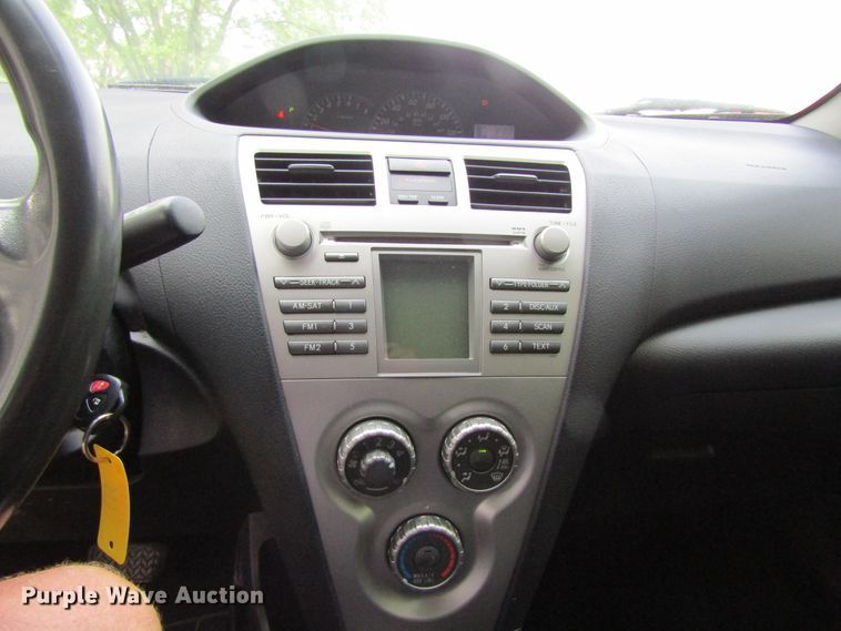 image for item GQ9035 2009 Toyota Yaris