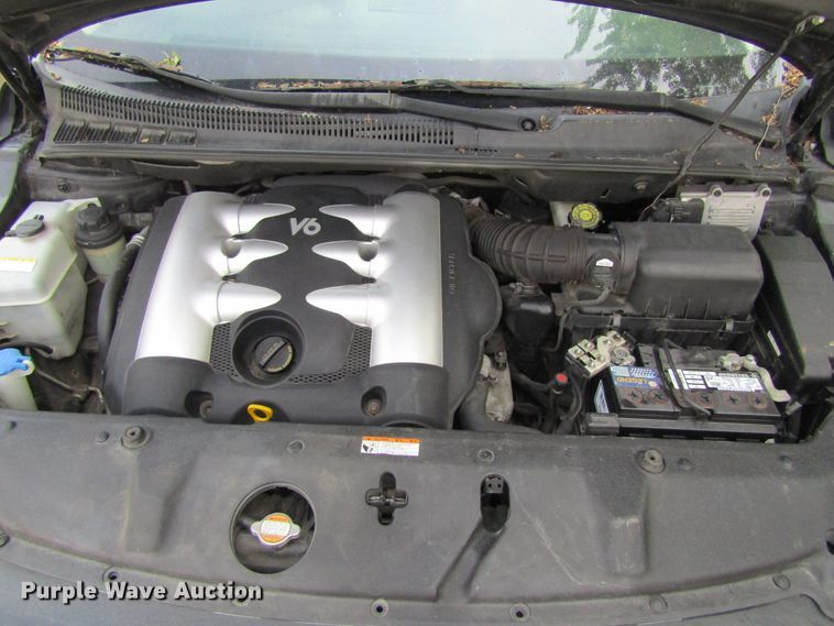 image for item GQ9037 2007 Hyundai Entourage  van