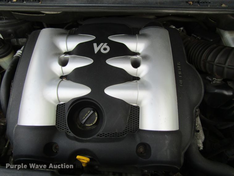 image for item GQ9037 2007 Hyundai Entourage  van