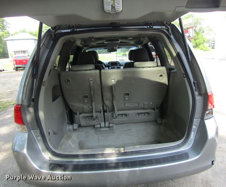 image for item GQ9038 2008 Honda Odyssey  van