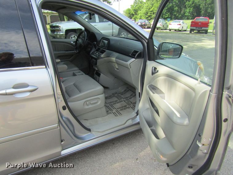 image for item GQ9038 2008 Honda Odyssey  van