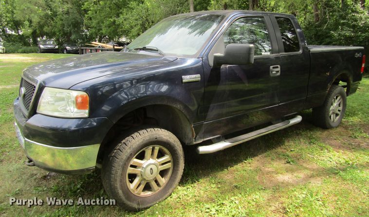 image for item GQ9041 2005 Ford F150 XLT  SuperCab pickup truck