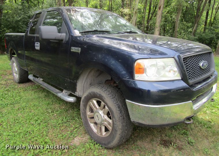 image for item GQ9041 2005 Ford F150 XLT  SuperCab pickup truck