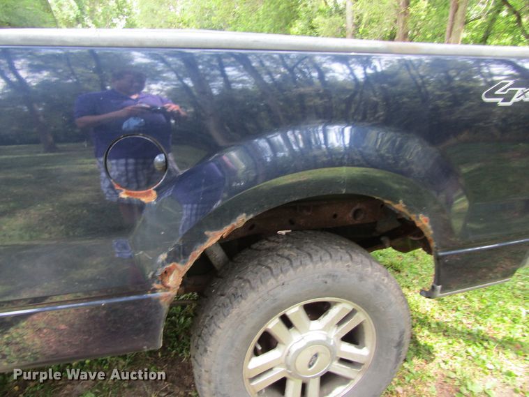 image for item GQ9041 2005 Ford F150 XLT  SuperCab pickup truck