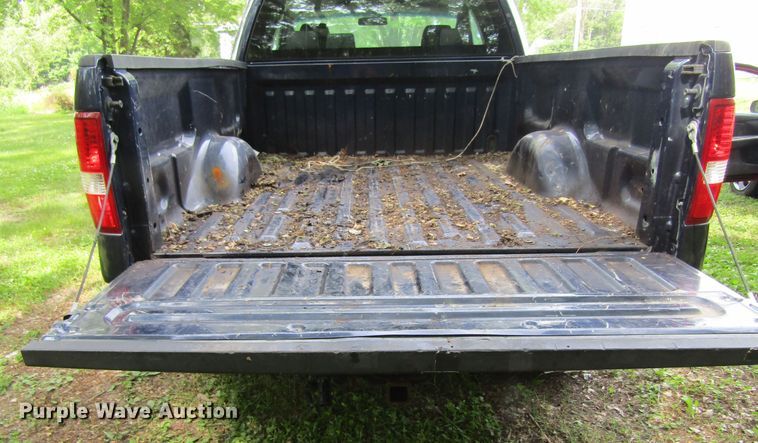 image for item GQ9041 2005 Ford F150 XLT  SuperCab pickup truck