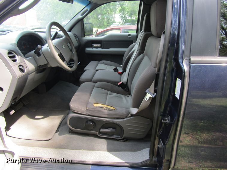 image for item GQ9041 2005 Ford F150 XLT  SuperCab pickup truck