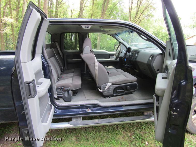 image for item GQ9041 2005 Ford F150 XLT  SuperCab pickup truck